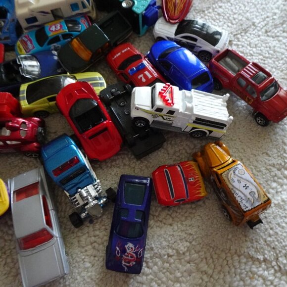 Hot Wheels Matchbox Other Lot of 40 Cars / Vehicles USED - Picture 6 of 6